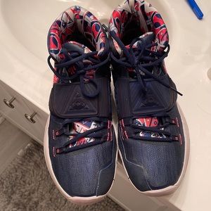 Nike Kyrie 6s “USA” Basketball Shoes Size 11.5 US Mens